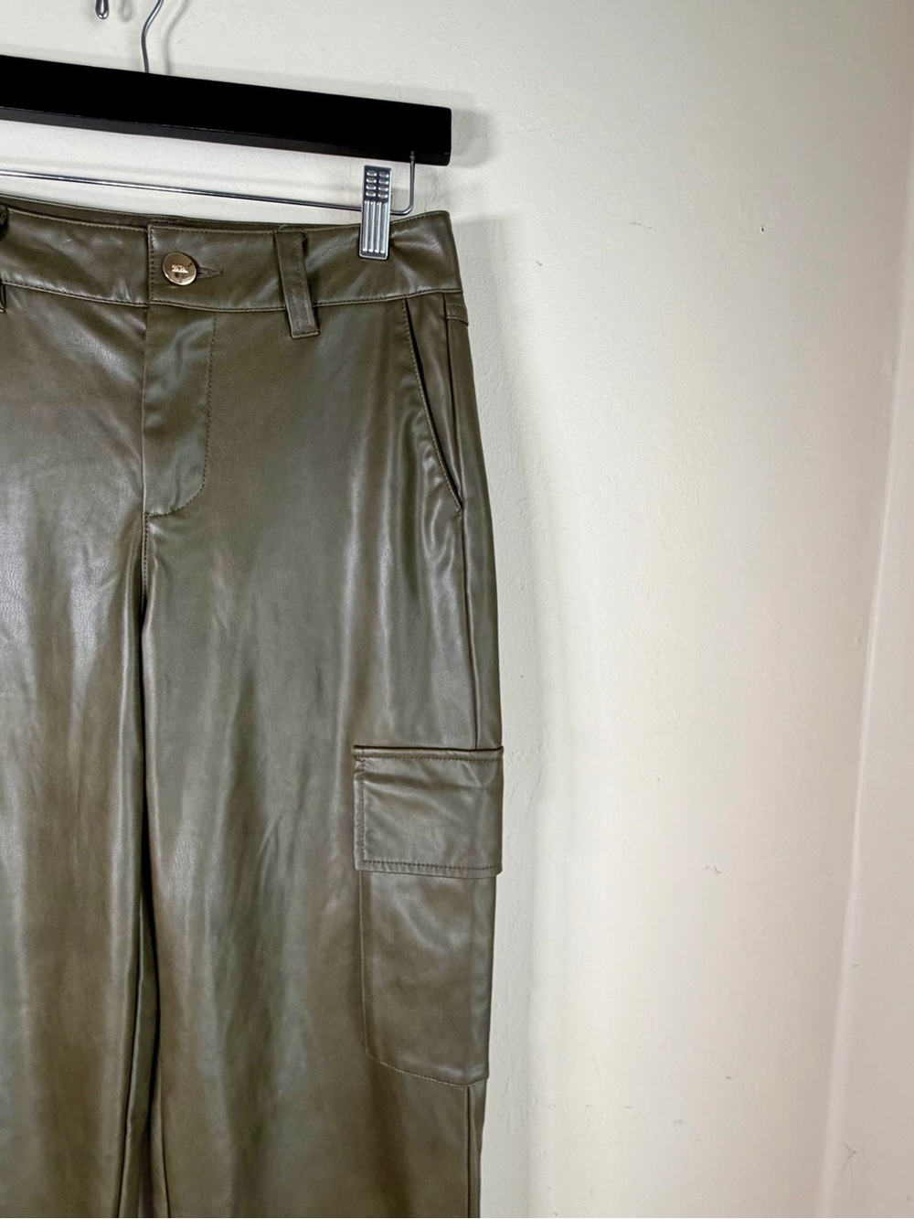 Zara Olive Green Faux Leather Cargo Pants - Picture 4 of 10